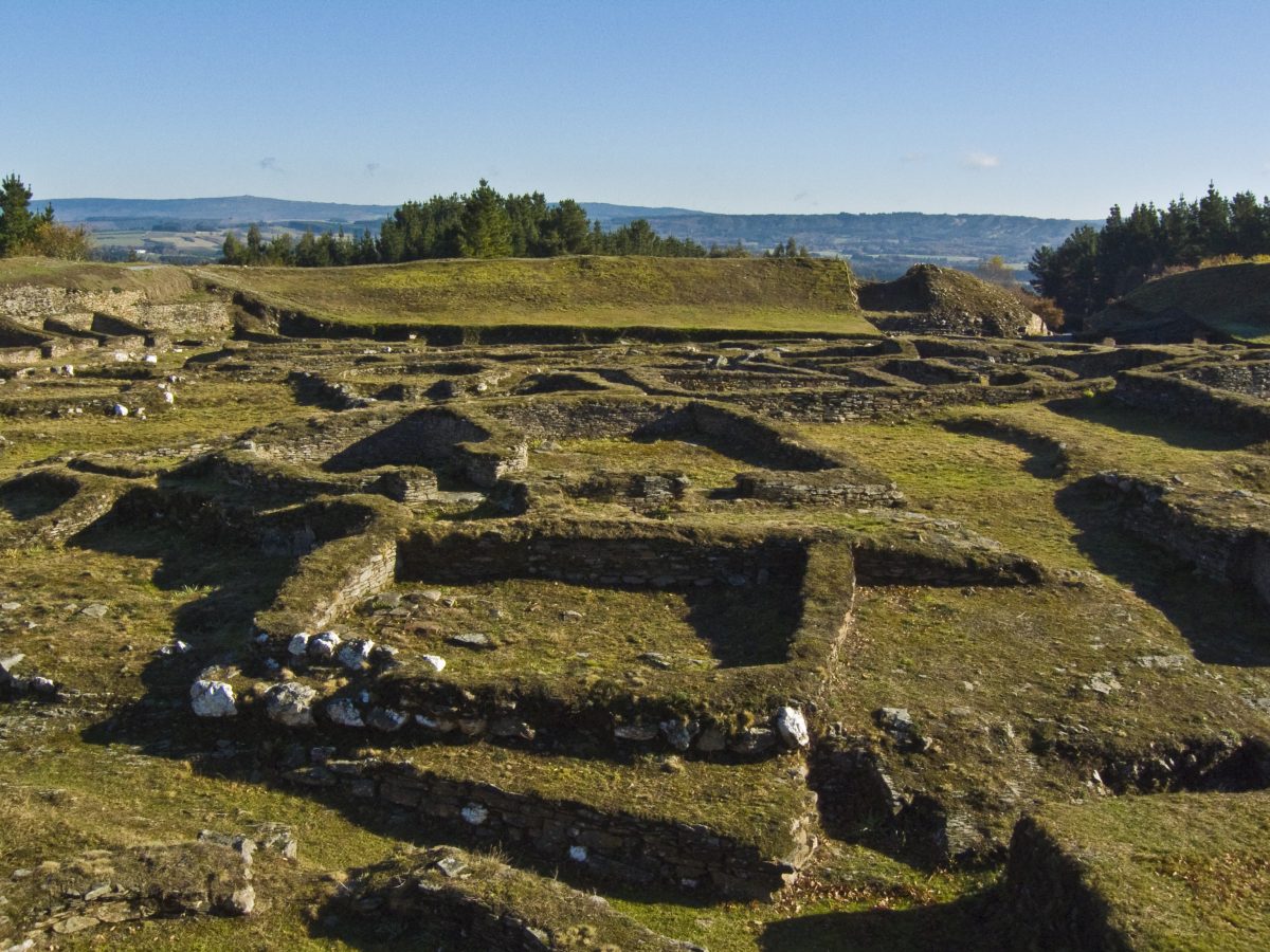 Cuatro pueblos con encanto cerca de Lugo - Las maravillas arqueológicas de Castro de Rei
